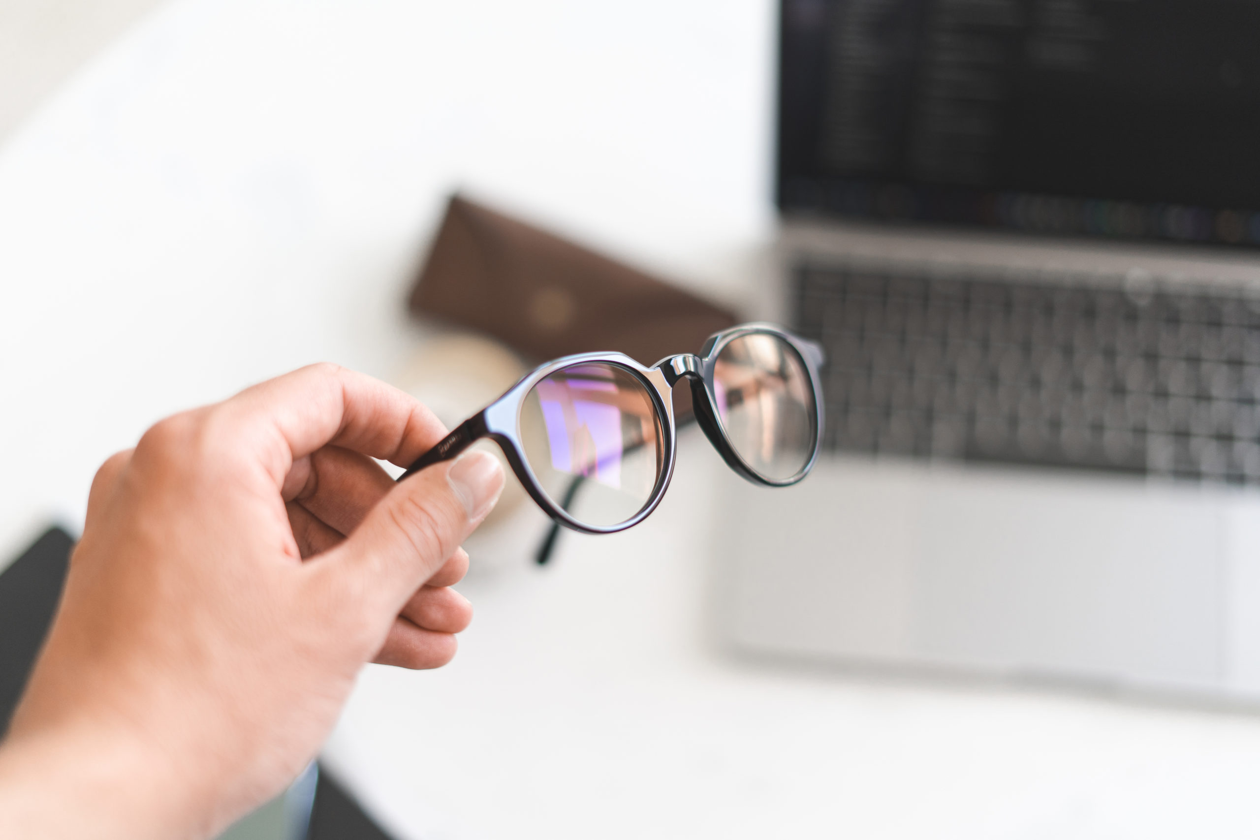 how to clean glasses frames